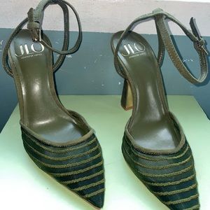 JLO JENNIFER LOPEZ Torrie Pump